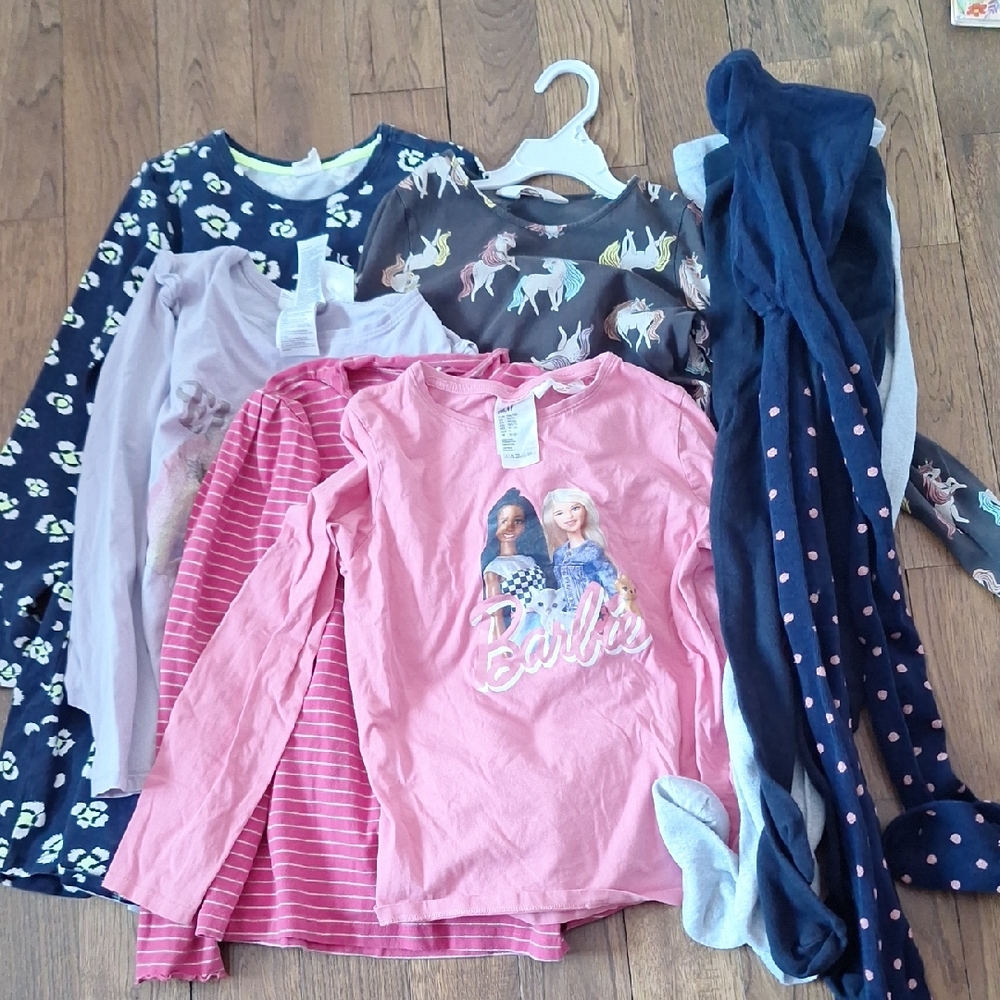 8pcs (Dresses ,tops & Stockings 10y)get A Free Book